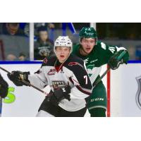Ty Ronning of the Vancouver Giants vs. the Everett Silvertips
