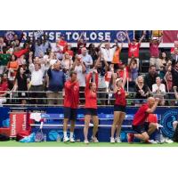 A competitive fifth set brought the Washington Kastles bench to its feet