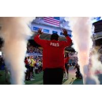 Leander Paes made his return to Kastles Stadium last night