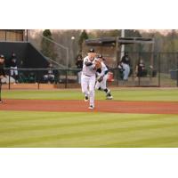 Jackson Generals make a throw to first