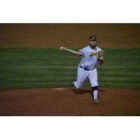 Willmar Stingers pitcher Matt Ornelas