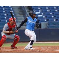 Steven Sensley of the Tampa Tarpons bolts from the box