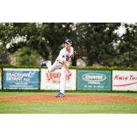 St. Cloud Rox pitcher Evan Johnson